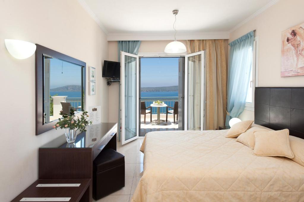 Hotel Anezina Pylos Buitenkant foto
