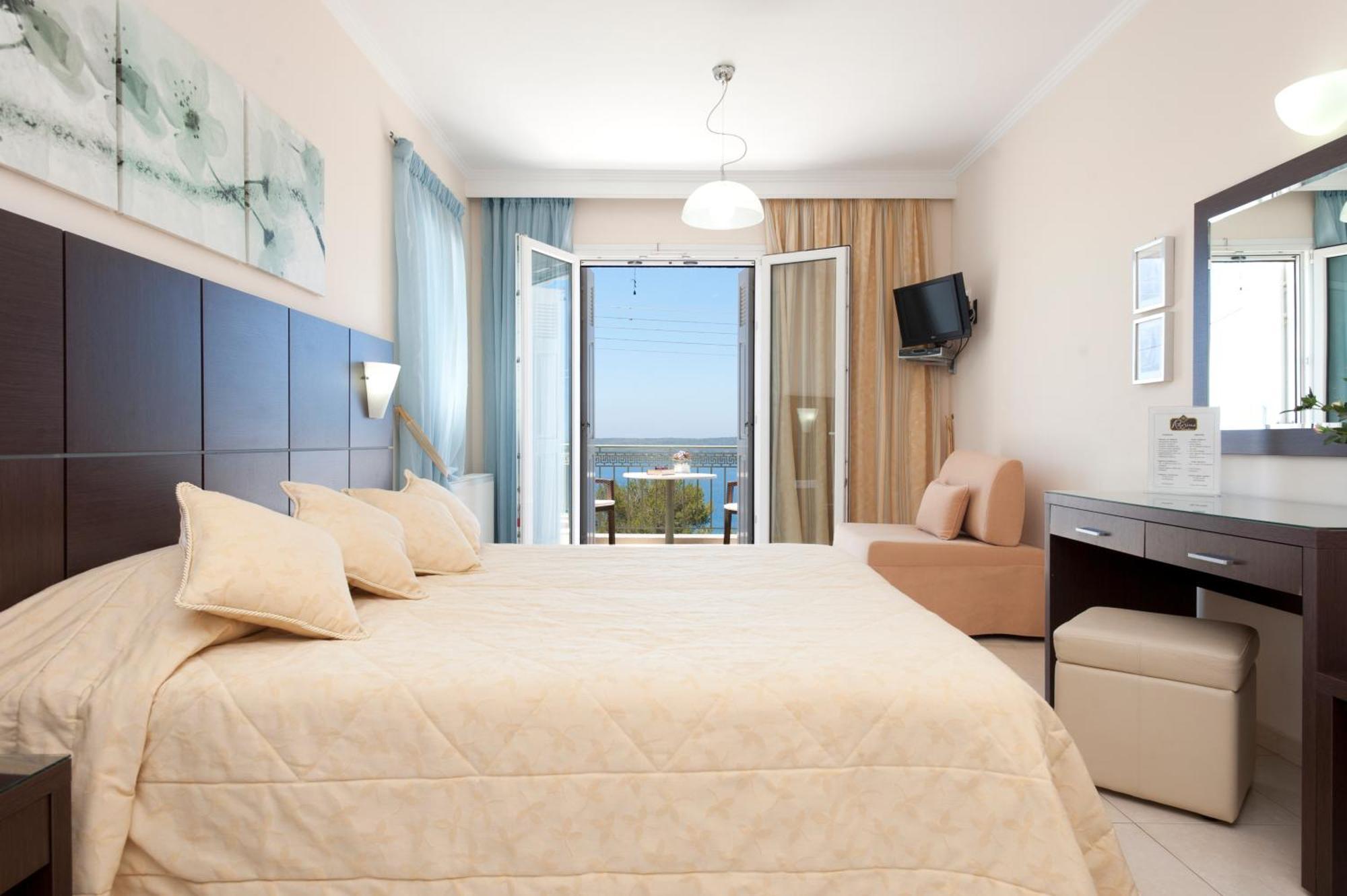 Hotel Anezina Pylos Buitenkant foto