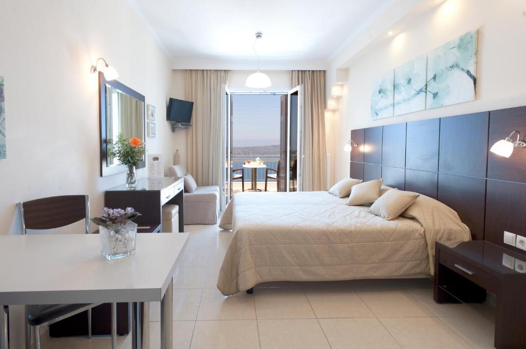 Hotel Anezina Pylos Buitenkant foto