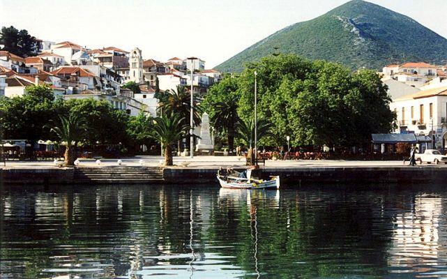 Hotel Anezina Pylos Buitenkant foto