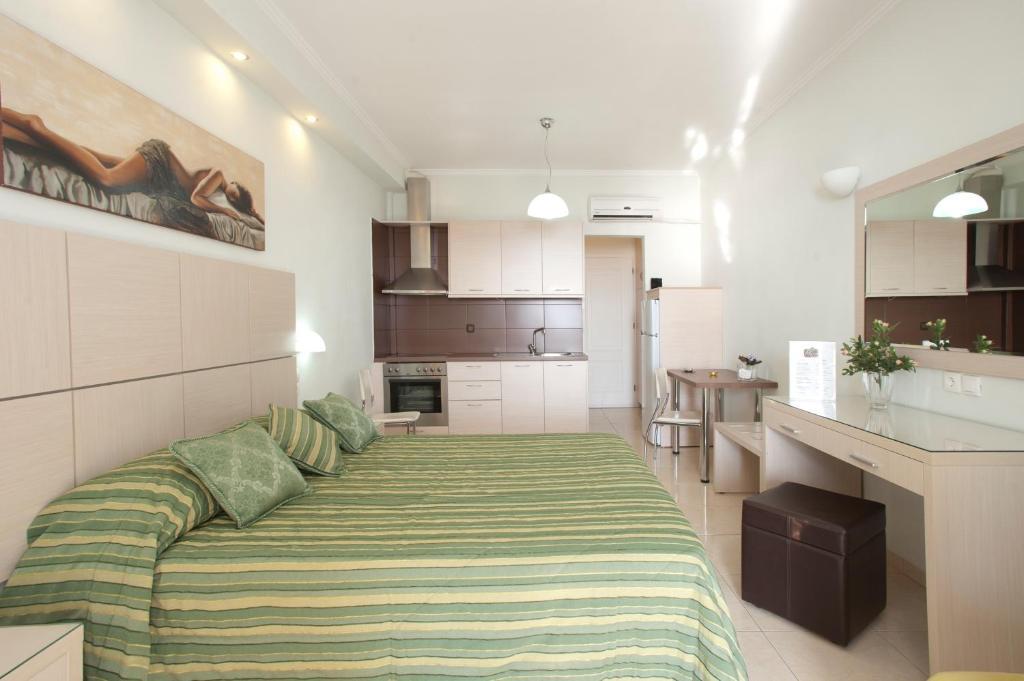 Hotel Anezina Pylos Buitenkant foto